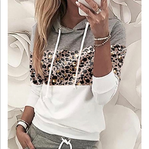 Last One ~ Host Pick X 2 ~ Casual Loungewear - Picture 2 of 4